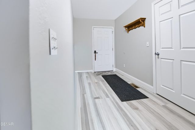 1511 Snapp Road, Sevierville, TN 37862