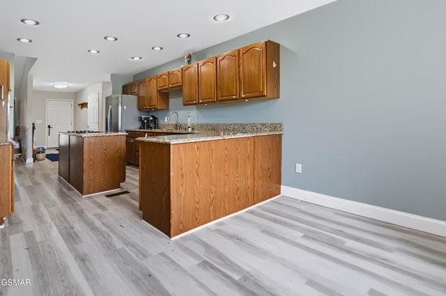 1511 Snapp Road, Sevierville, TN 37862