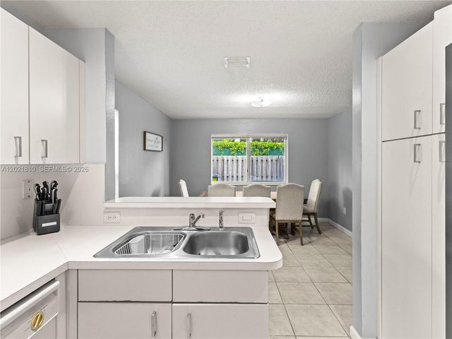 5033 NW 114th Ct, Doral, FL 33178