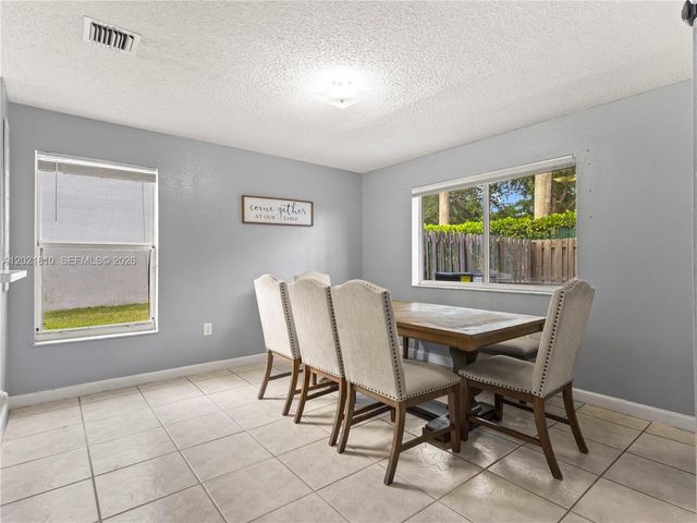 5033 NW 114th Ct, Doral, FL 33178