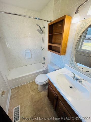 611 Reggie Court, Spring Lake, NC 28390