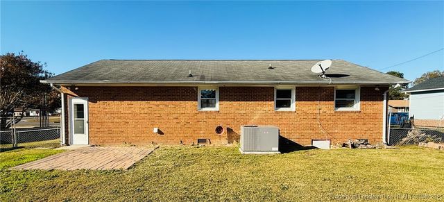 611 Reggie Court, Spring Lake, NC 28390