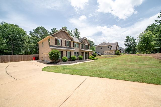 839 Sweetbay Parkway, Hamilton, GA 31811