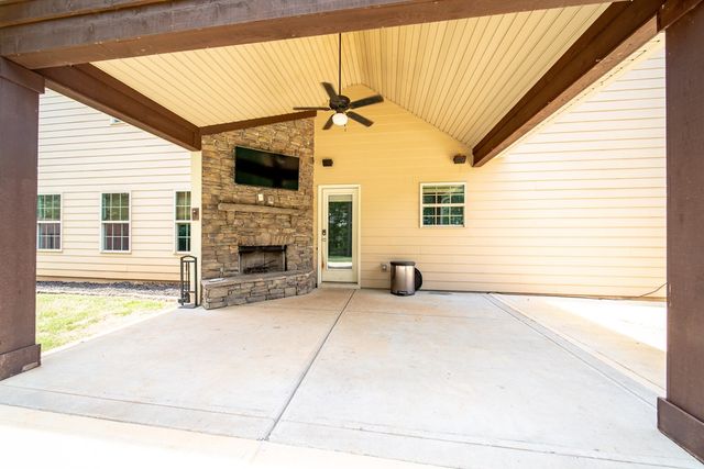 839 Sweetbay Parkway, Hamilton, GA 31811
