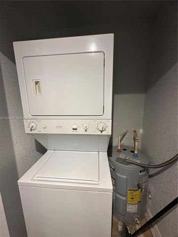 6309 Eaton St A-B, Hollywood, FL 33024