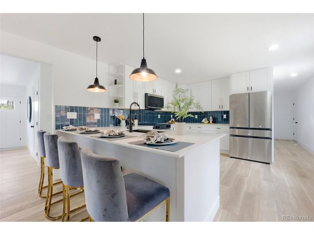 2900 S Golden Way, Denver, CO 80227