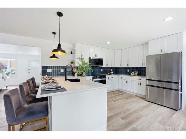 2900 S Golden Way, Denver, CO 80227