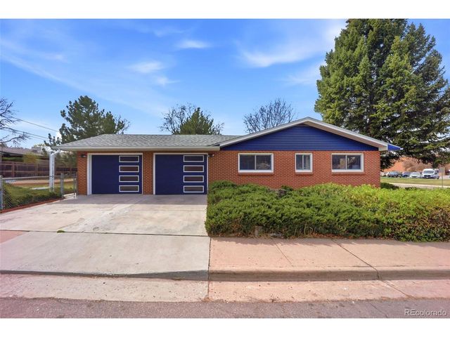 2900 S Golden Way, Denver, CO 80227