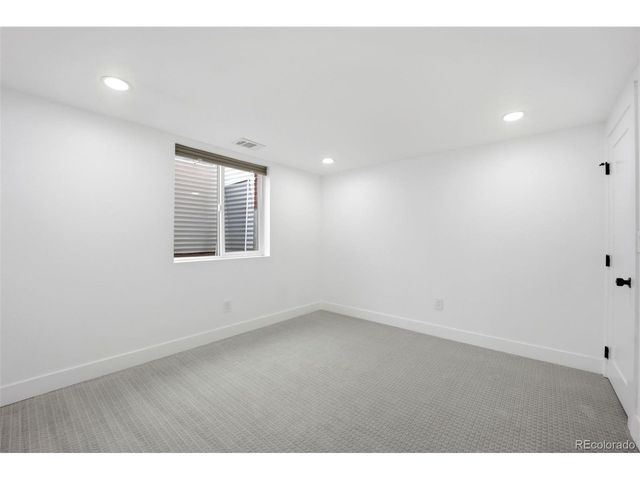 2900 S Golden Way, Denver, CO 80227