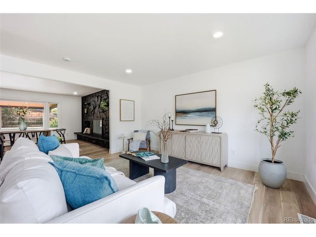 2900 S Golden Way, Denver, CO 80227