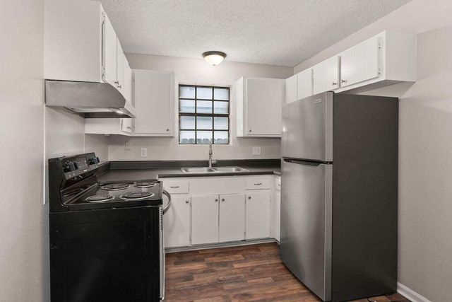 1820 Iris Street, North Charleston, SC 29405