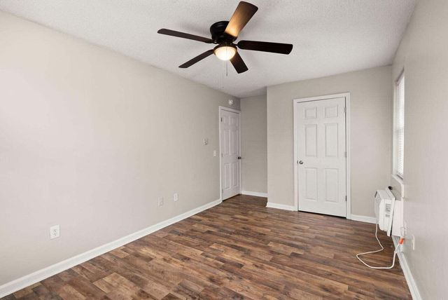 1820 Iris Street, North Charleston, SC 29405