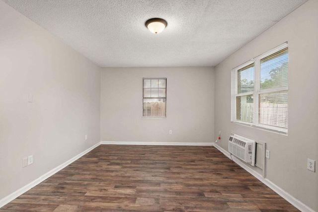 1820 Iris Street, North Charleston, SC 29405