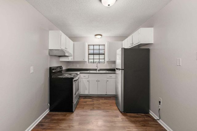 1820 Iris Street, North Charleston, SC 29405