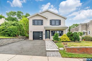 337 Pasadena Avenue, Hasbrouck Heights, NJ 07604
