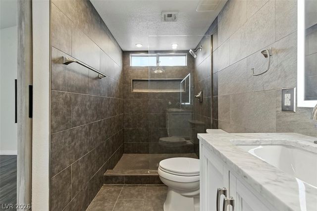 2748 Chokeberry Court, Las Vegas, NV 89108