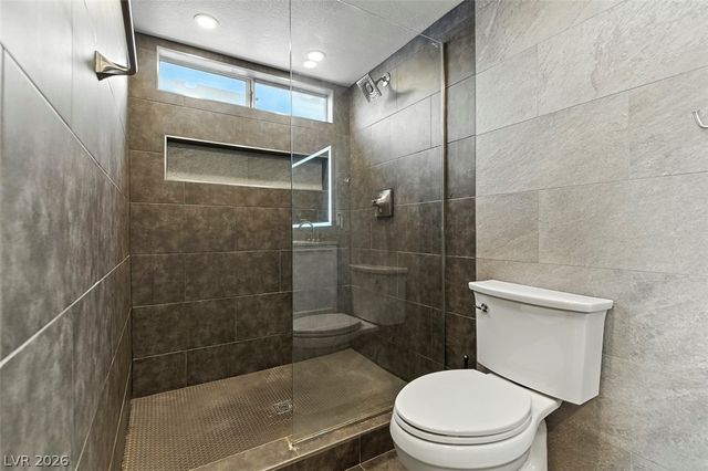 2748 Chokeberry Court, Las Vegas, NV 89108