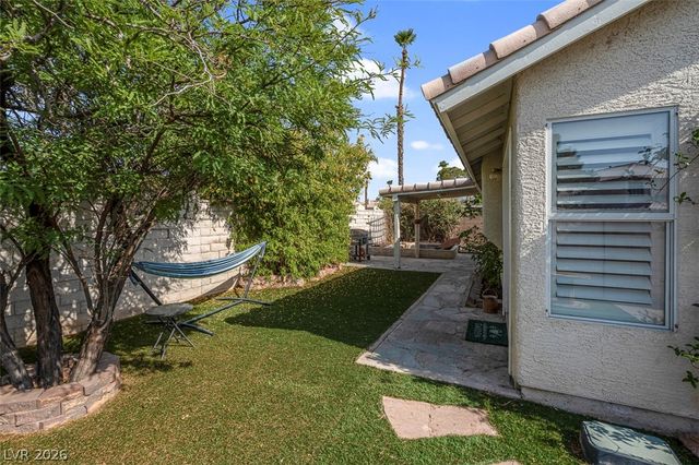 2748 Chokeberry Court, Las Vegas, NV 89108