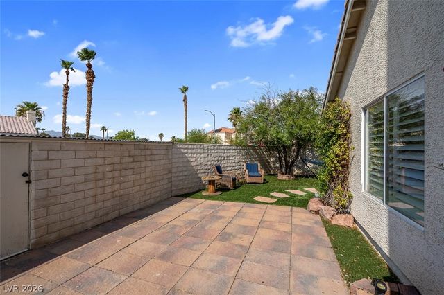 2748 Chokeberry Court, Las Vegas, NV 89108
