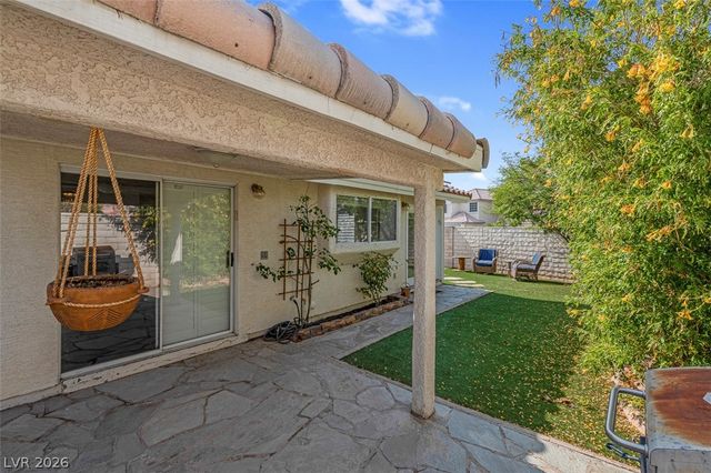 2748 Chokeberry Court, Las Vegas, NV 89108