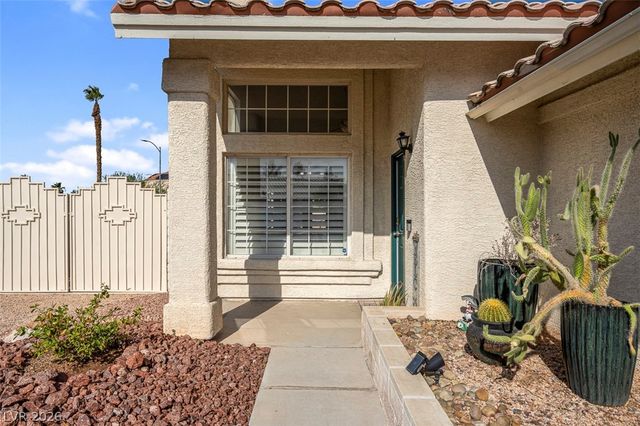 2748 Chokeberry Court, Las Vegas, NV 89108