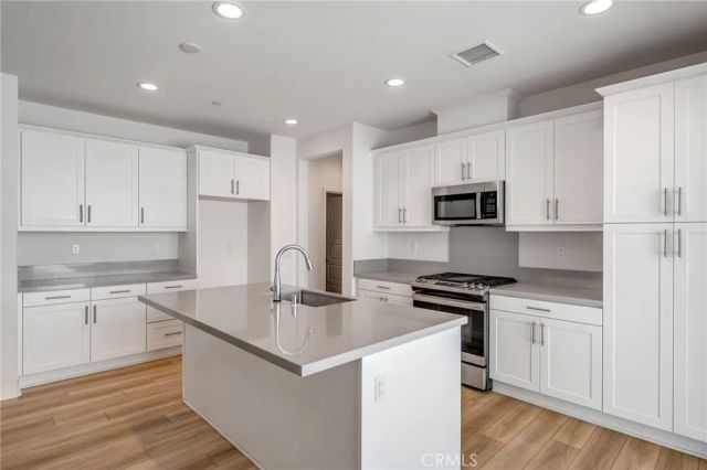 13832 Gazania Lane, Fontana, CA 92336