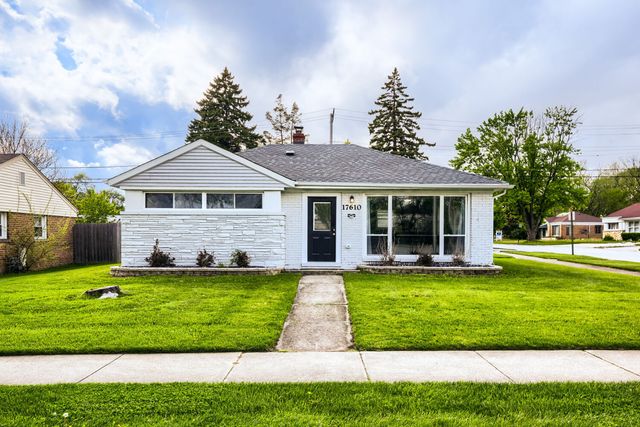 17610 Dixie Highway, Homewood, IL 60430