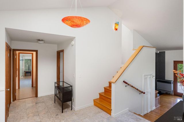 10601 Slattery Rd, Glen Ellen, CA 95442