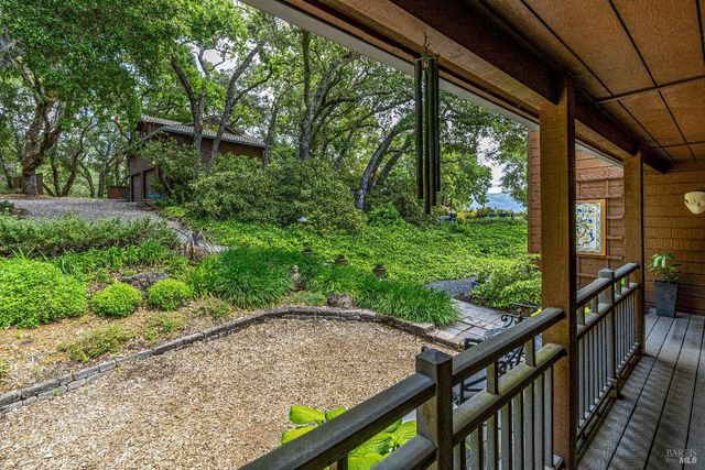 10601 Slattery Rd, Glen Ellen, CA 95442