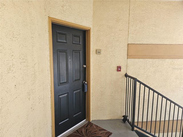 5620 PINNACLE HEIGHTS CIRCLE 304, Tampa, FL 33624