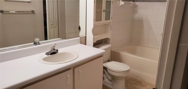 5620 PINNACLE HEIGHTS CIRCLE 304, Tampa, FL 33624