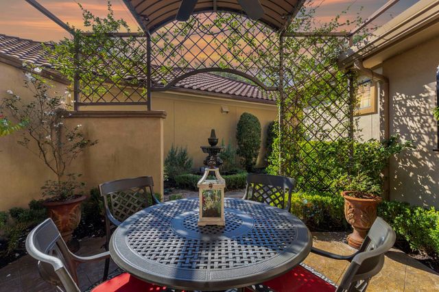 3034 Serena Vista Way, Houston, TX 77068