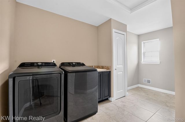36188 English Drive, Sterling Heights, MI 48310
