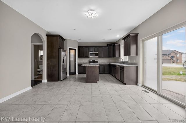 36188 English Drive, Sterling Heights, MI 48310