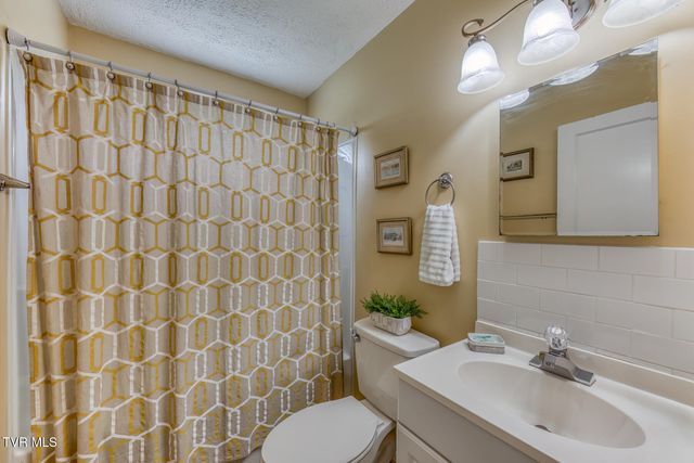 2344 Anderson Street, Bristol, TN 37620