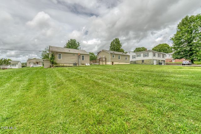2344 Anderson Street, Bristol, TN 37620