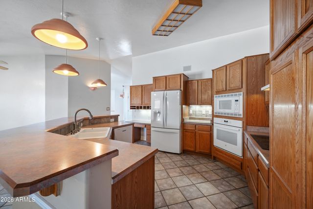 4153 S PAIUTE Way, Sierra Vista, AZ 85650