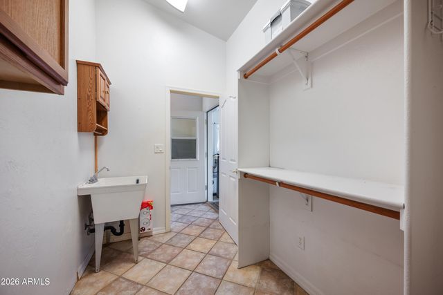 4153 S PAIUTE Way, Sierra Vista, AZ 85650