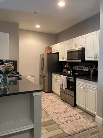 860 N ORANGE AVENUE 453, Orlando, FL 32801