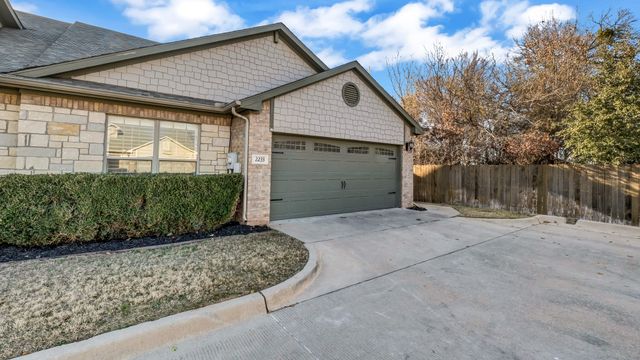 2233 Cobblestone Court, Granbury, TX 76049