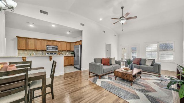 2233 Cobblestone Court, Granbury, TX 76049