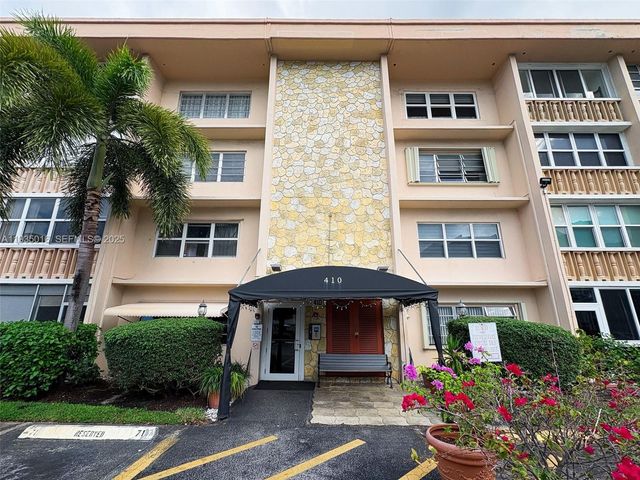 410 SE 2nd St 406, Hallandale Beach, FL 33009