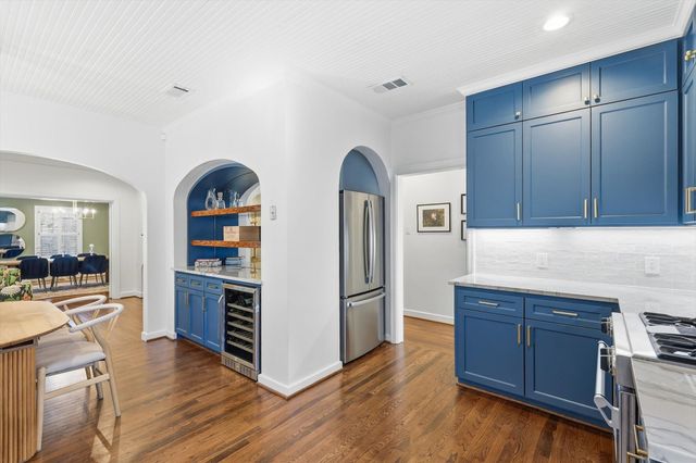 6612 Lakeshore Drive, Dallas, TX 75214