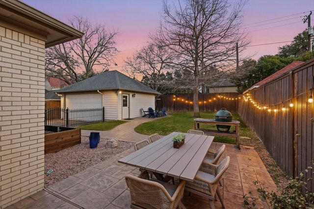 6612 Lakeshore Drive, Dallas, TX 75214