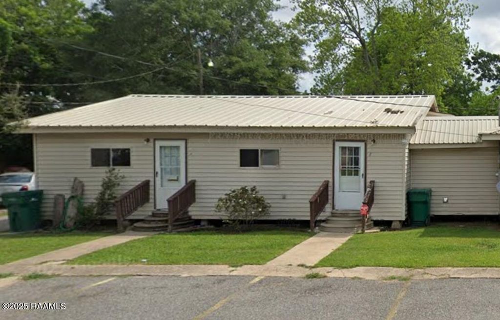 311 E Fourth Street A, Broussard, LA 70518