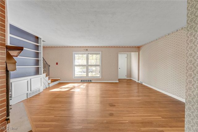 33645 Baldwin Road, Solon, OH 44139