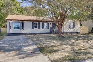 272 Menchville RD, Newport News, VA 23602