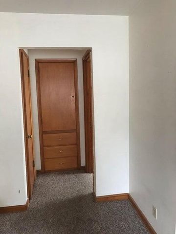 2312 N 71st STREET, Wauwatosa, WI 53213