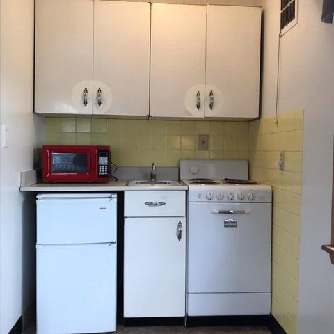 2312 N 71st STREET, Wauwatosa, WI 53213
