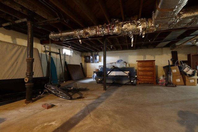2312 N 71st STREET, Wauwatosa, WI 53213